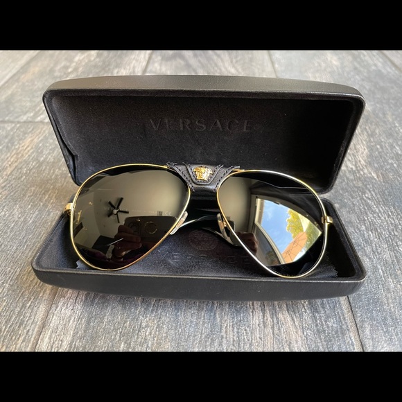 Versace sunglasses main image 4